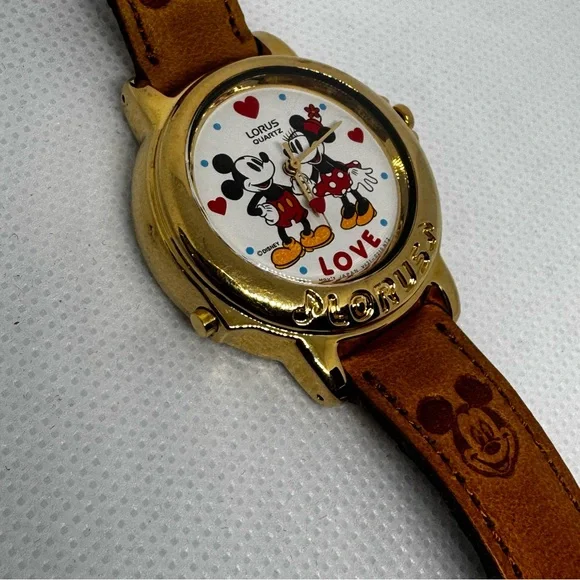 VINTAGE LORUS MICKEY & MINNIE MOUSE Disney "LOVE" Musical Watch - Picture 5 of 8